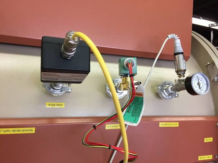 Sentro Tech Oxygen sensor and pressure sensor for Vacuum Furnace
